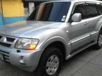 SELLING MITSUBISHI Pajero local 2004