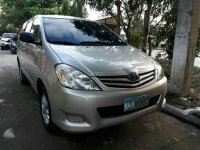 2011 Toyota Innova E 2.0 vvti Gasoline manual trans.