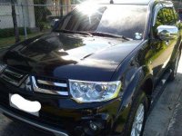 SELLING MITSUBISHI Montero glx 2014