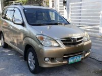 Toyota Avanza G automatic top of the line YEAR MODEL 2010