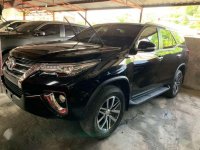 TOYOTA Fortuner 2.4 V 4x2 2017 Automatic Black 