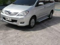 TOYOTA Innova G Gas vvti engine 2010 model