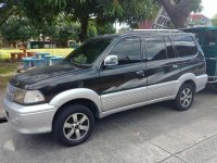 SELLING TOYOTA Revo SRJ 2001 model