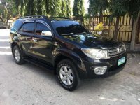 TOYOTA Fortuner 2011 G rush sale