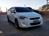 Hyundai Accent 2013 Automatic trans with +/- Top of the line