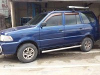 SELLING TOYOTA Revo GL  2002