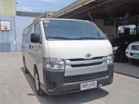 2015 Toyota Hiace Commuter 2.5 Mt FOR SALE