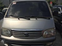 SELLING Toyota Hiace gl 2003 gas