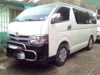 For sale TOYOTA Hiace commuter 2011 model Diesel