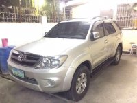 Toyota Fortuner G 2006 FOR SALE