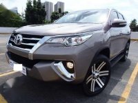 LikeNew. Loaded. Low Mileage Toyota Fortuner G MT 2017