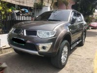 2011 Mitsubishi Montero 4x2 GLS V Automatic FOR SALE