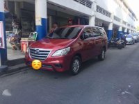 SELLING TOYOTA Innova E Diesel 2014 