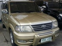 Toyota Revo 2004