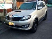 TOYOTA Fortuner V 2014 MODEL 2015 SERIES 4x2 diesel AT