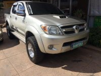 For sale or swap TOYOTA HILUX 2006 MODEL 4X4 AUTOMATIC diesel