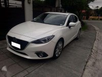 Mazda 3 Hatchback 2.0 SkyActiv R AT 2015 White