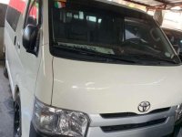 2018 TOYOTA Hiace 30 Commuter white FOR SALE