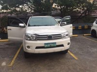 2011 Toyota Fortuner AT for sale 