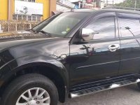 SELLING MITSUBISHI Montero sport gls v Diesel 2012