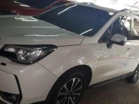Selling Subaru Forester 4x4 White 2016