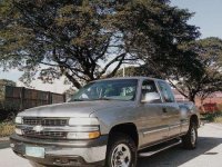 2003 Chevrolet Silverado V8 pick up truck 4x4 fresh rare model