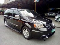2012 Chrysler Town and Country limited FOR SALE