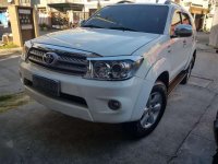 Toyota Fortuner G 2011 Manual D4d diesel engine Top of the line