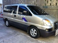 SElling Hyundai Starex grx crdi AT 2006 model