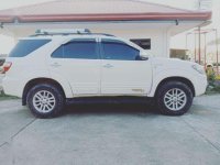 SELLING Toyota Fortuner 2010mdl