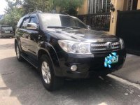 Toyota Fortuner 2011 (black) for sale