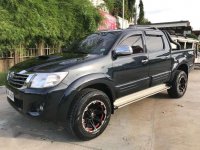 Toyota Hilux G manual 4x2 2015 model