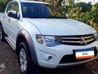 Mitsubishi Strada 4x4 GLSV Top of the line 2.5 Diesel Engine