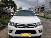 Selling Toyota Hilux 2016 G AT