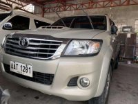 TOYOTA 2014 Hilux 2.5 G 4x2 Manual Gold Diesel