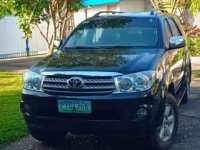 2011 TOYOTA Fortuner 4x2 Gasoline FOR SALE