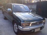 Toyota Hilux 2000 SR5 for sale