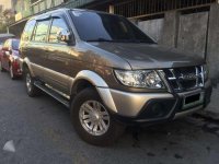 Isuzu Crosswind XUV MT 2012 for sale