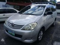 2011 Toyota Innova E for sale