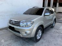 2010 Toyota Fortuner G for sale