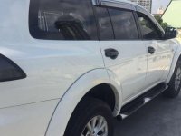 Mitsubishi Montero glx White Automatic 2015 Diesel low mileage.