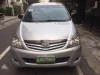 Toyota Innova 2010 J for sale 