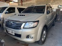 2014 TOYOTA Hilux 25 G 4x2 Gold Metallic Manual