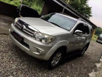 Toyota Fortuner 2010 G AT for sale