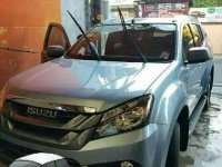 Isuzu Mu-X 2015 4x2 LS-M M manual transmission, diesel