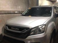 Isuzu MU-X LS 4X2 MT 2017 for sale