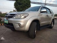 TOYOTA Fortuner G 2005mdl. automatic trans.