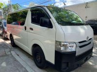 2018 Toyota Hiace Commuter 3.0L Manual White