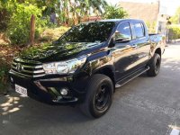 2017 Toyota Hilux 2.4L 4X2 AT for sale 