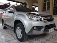 2015Isuzu Mu-X contact me directly via my Email: glawson121 yahoo.com